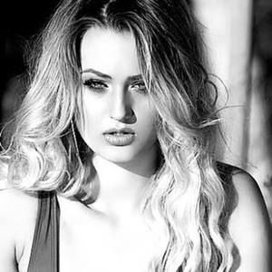 Meet your Posher, Sydney